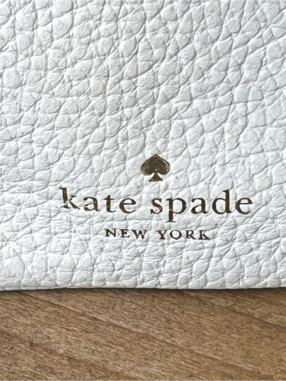 Kate Spade Rosie White Pebbled Leather Mini Clip-On Coin Pouch Wallet 4x3 - Picture 3 of 7
